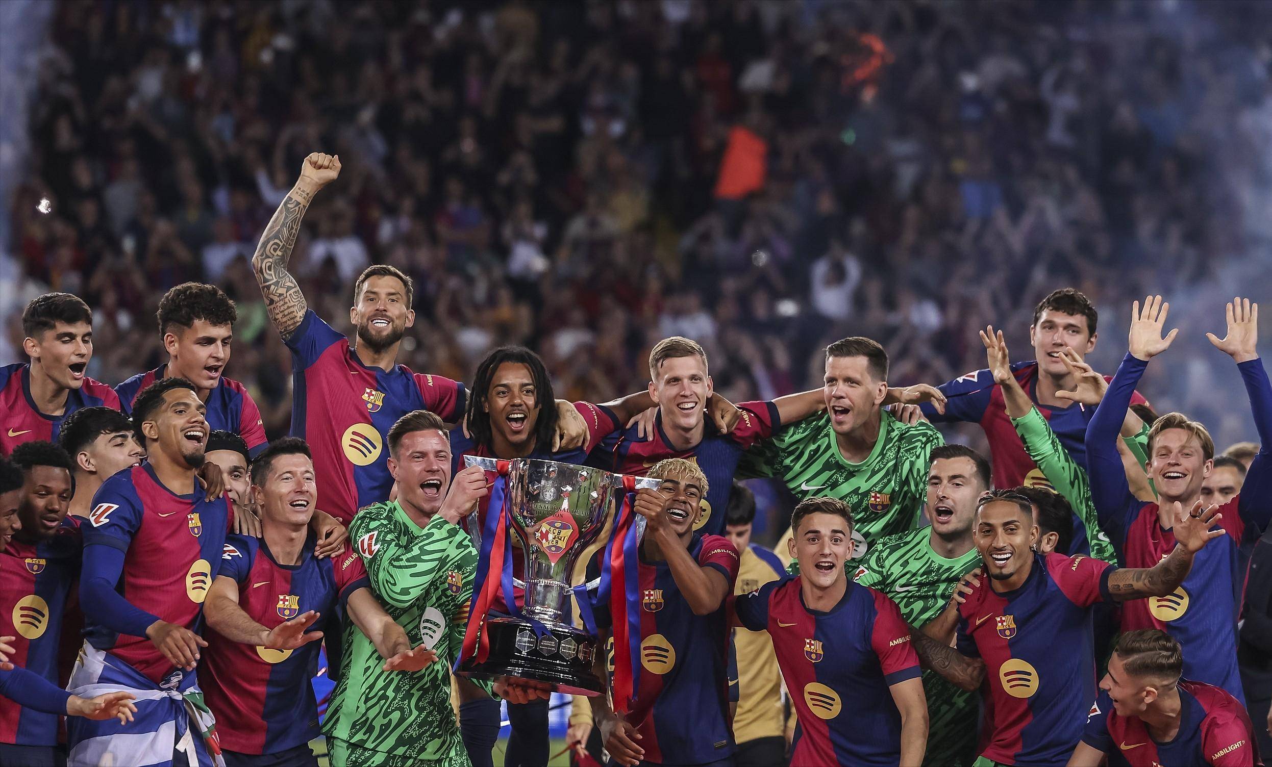 科克达成西甲500场里程碑，成代表单一球队第七人（科克完成西甲500场，史上第七位仅效力一队达此里程碑的球员）