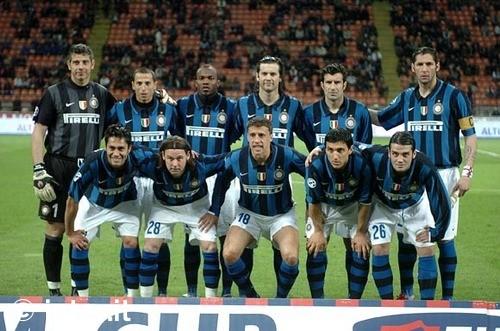 5场丢8分！阿森纳也要羡慕，拜仁对手仍高居第二，英超太难了（近5轮丢掉8分！拜仁劲敌依旧高居次席，连阿森纳都眼红，英超真难踢）