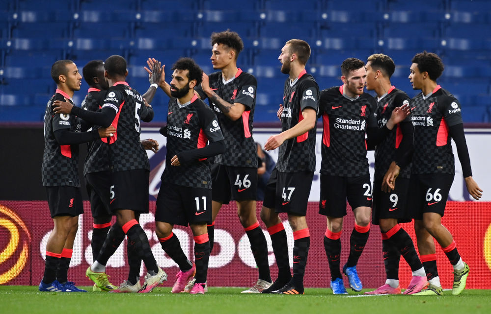 一日红魔终身红魔，曼联给德赫亚送上生日祝福，本人回复❤️（一日红魔，终身相伴：曼联为德赫亚送上生日祝福，门神爱心回应❤️）