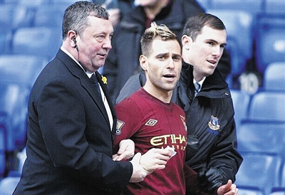 伯纳尔：要继续努力才能回到最佳水平，过去一年对我来说很难（伯纳尔：过去一年艰难，我需继续努力重回最佳状态）