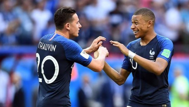 比赛集锦：皇家奥维耶多0-0巴列卡诺（集锦：皇家奥维耶多与巴列卡诺0-0握手言和）