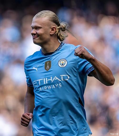 记者：王钰栋身体疲劳已返杭，不参加熊猫杯；多人也有伤病（记者：王钰栋因疲劳已回杭，缺席熊猫杯，多名球员同样带伤）