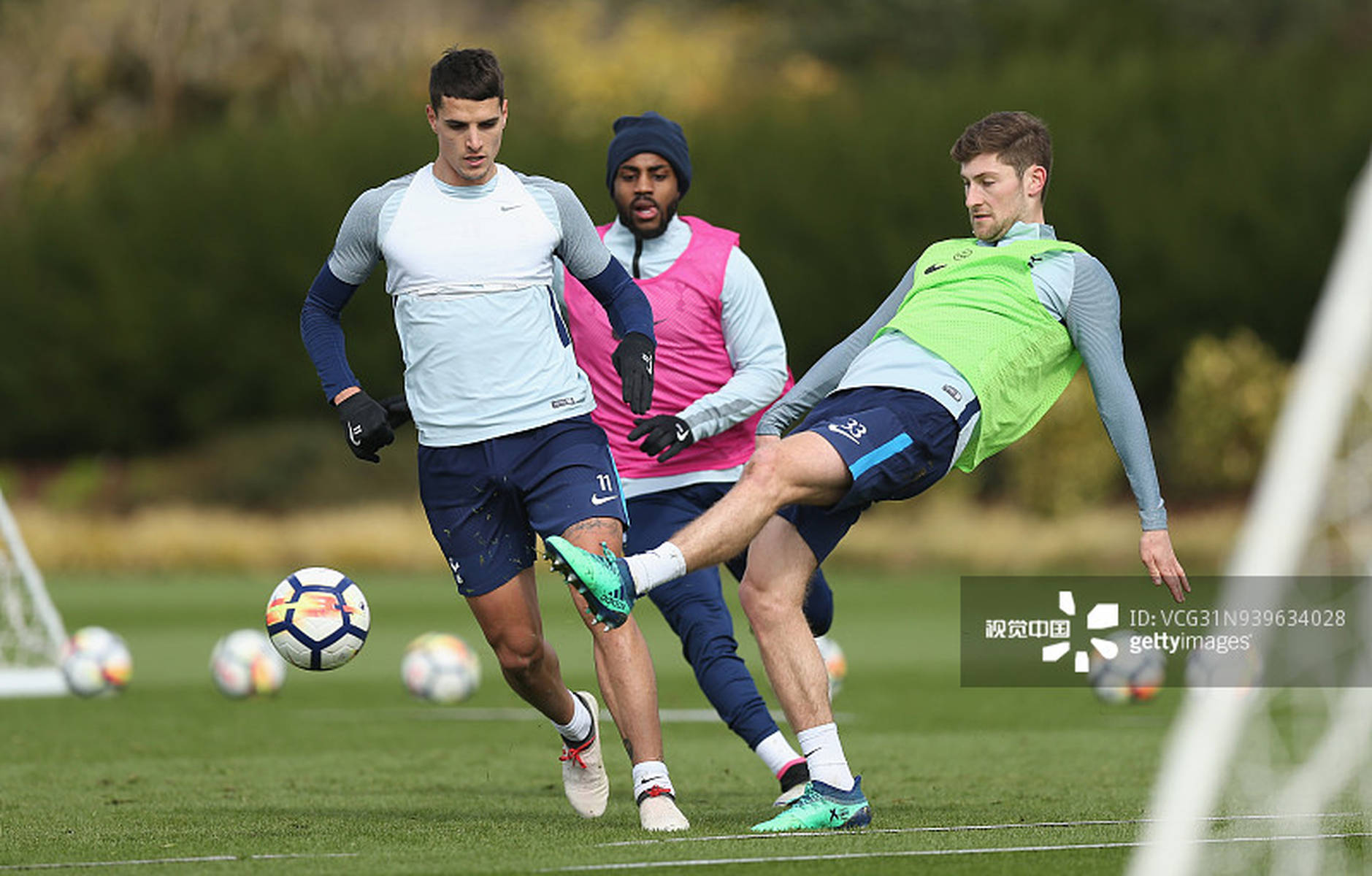 孔蒂：卡拉巴赫非常难对付，我对球队今天的表现很满意（孔蒂称卡拉巴赫难缠：对球队今日发挥感到满意）