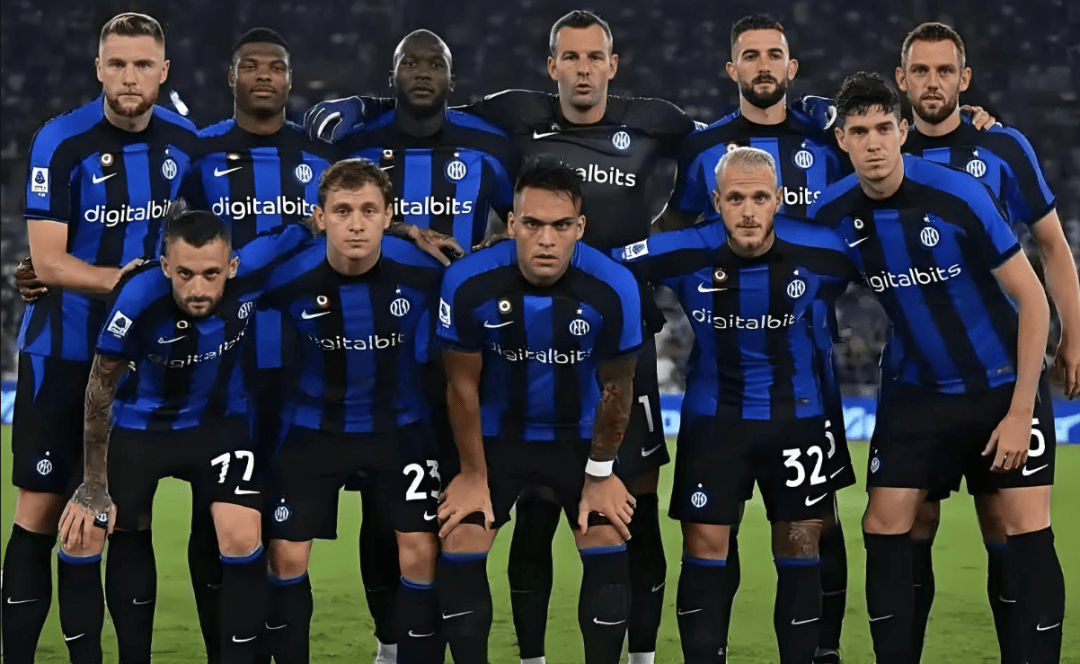 皇家马德里在圣马梅斯胜利后的录像：激情与荣耀的完美展现（皇马圣马梅斯凯旋视频：热血与荣光的极致呈现）