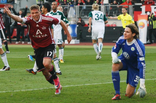 西班牙黄金一代再展实力（西班牙黄金一代再度发威）